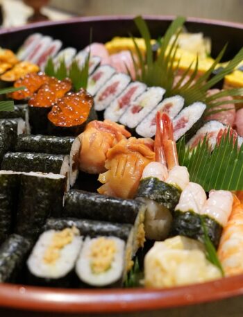 sushi, nature, japanese meal, japanese food, meal, cooking, restaurant, gourmet, delicious, food, fish, tuna, seafood, sushi, japanese meal, japanese food, tuna,