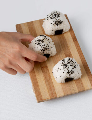 onigiri fillings, tuna mayo onigiri