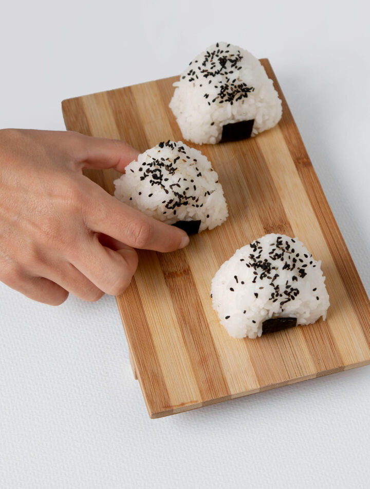 onigiri fillings, tuna mayo onigiri